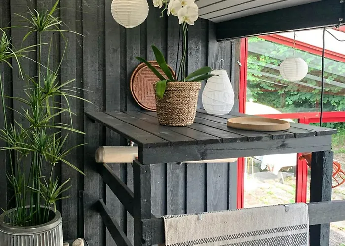 Wooden By Ideal For Swimming Tranekær