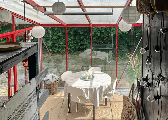 Wooden By Ideal For Swimming Casa vacanze